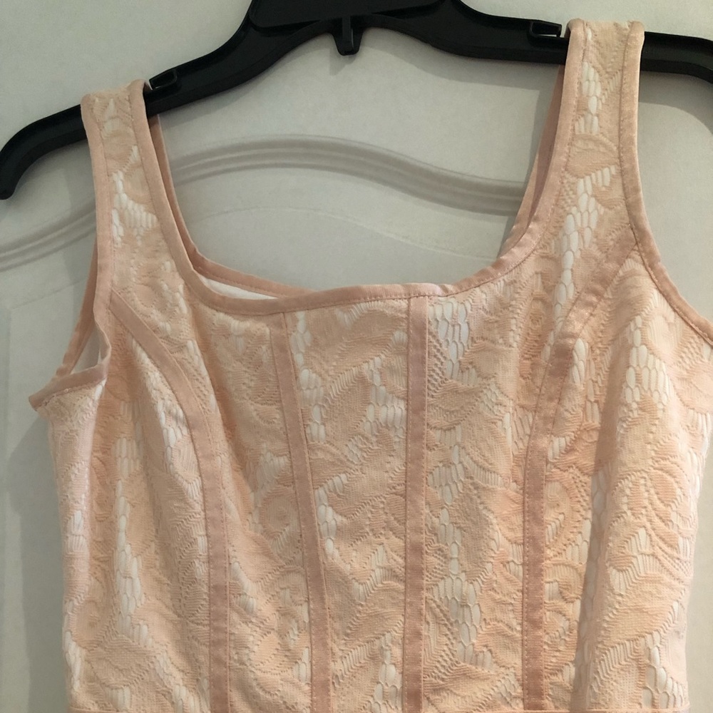 Cache dress - Picture 3 of 5